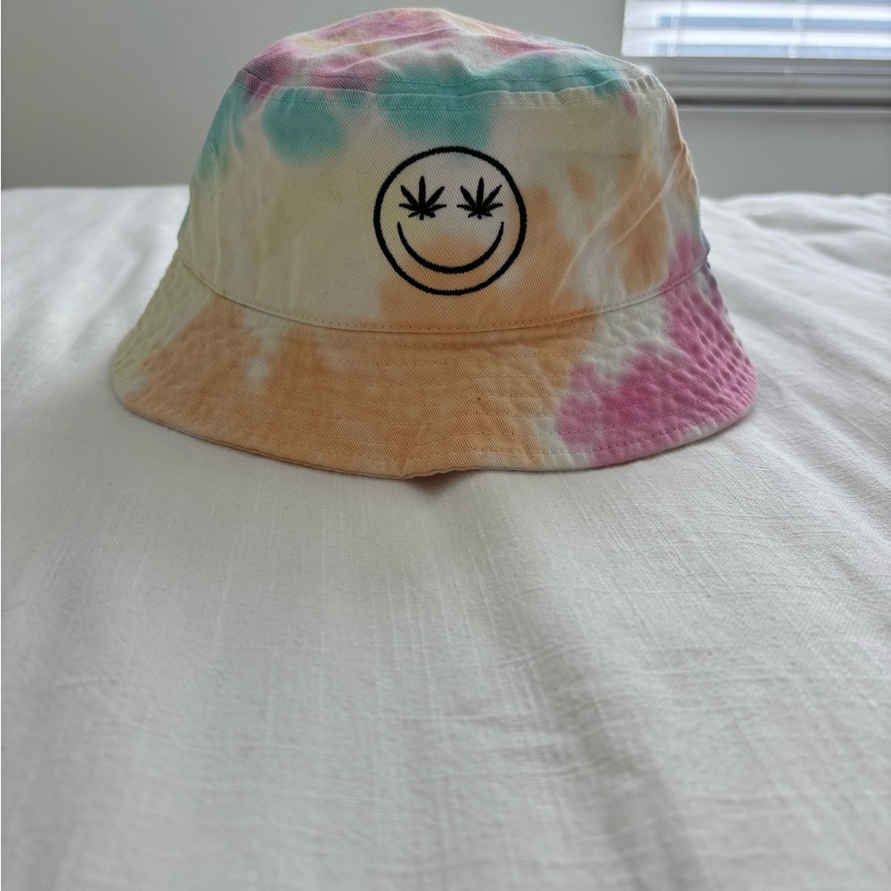 Tie-Dye Bucket Hat with Smiley Face